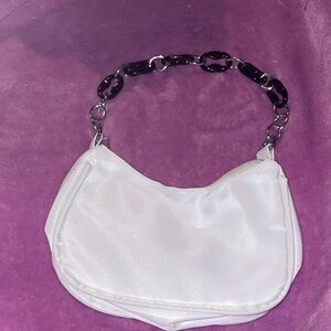 Elegant White Women's Bag with Chain Strap
